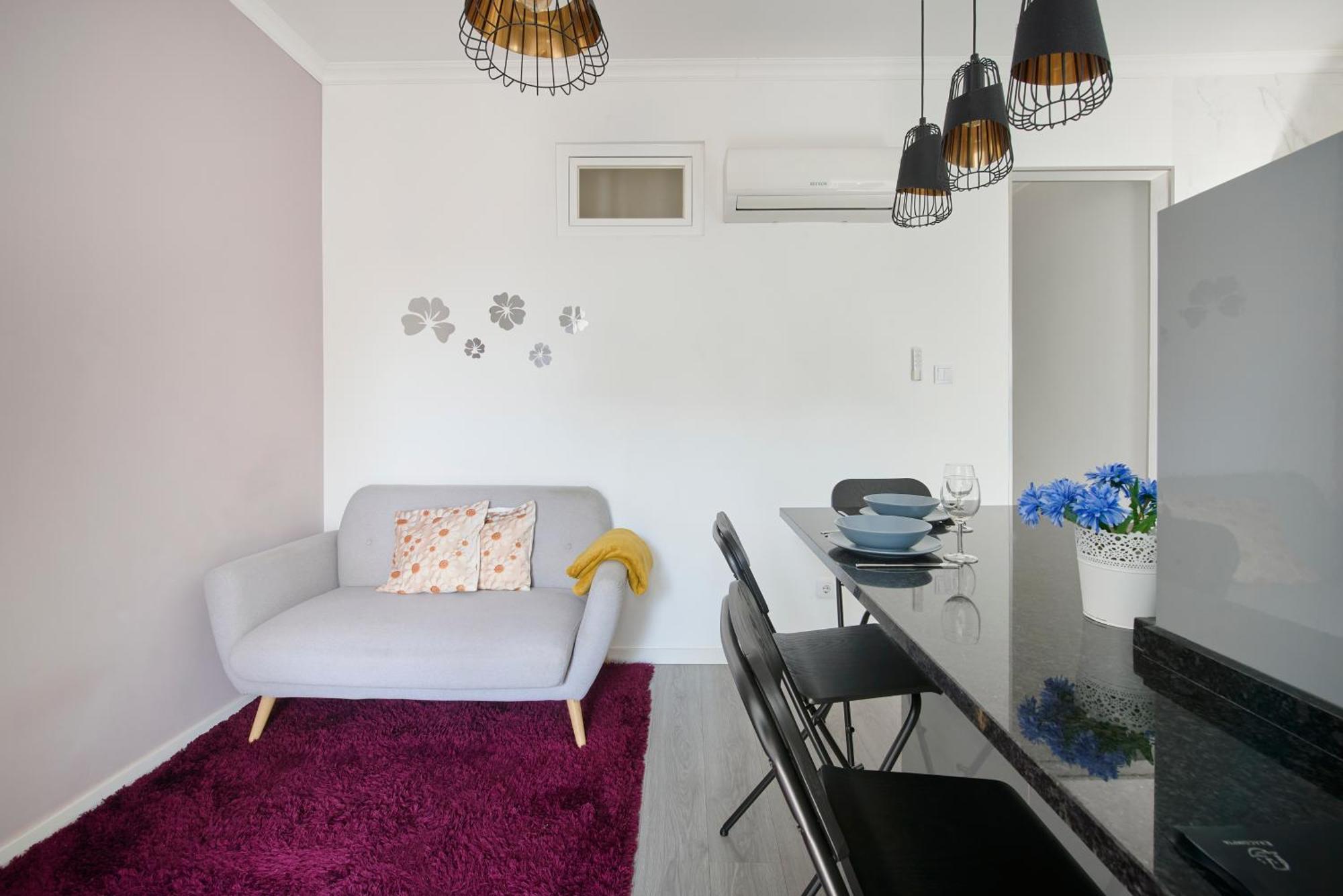 Apartment New 3 Bedroom Flat With River On Sight @alameda *